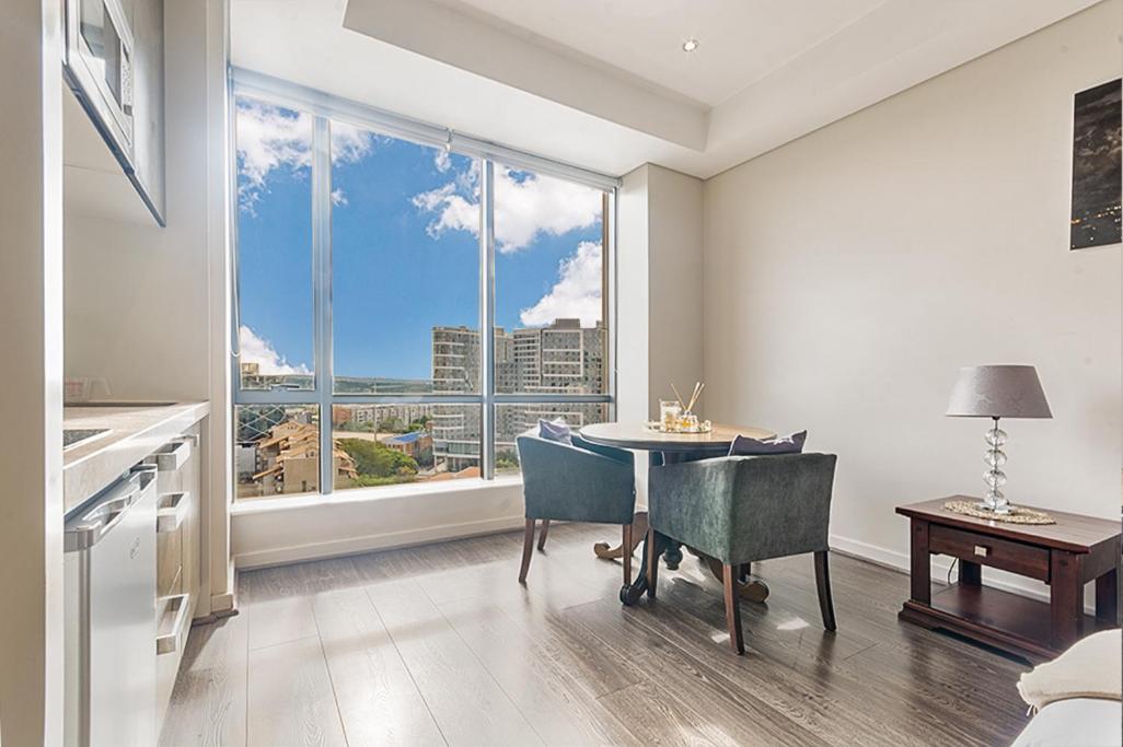Sandton Skyline Luxury Space Йоханнесбург Экстерьер фото
